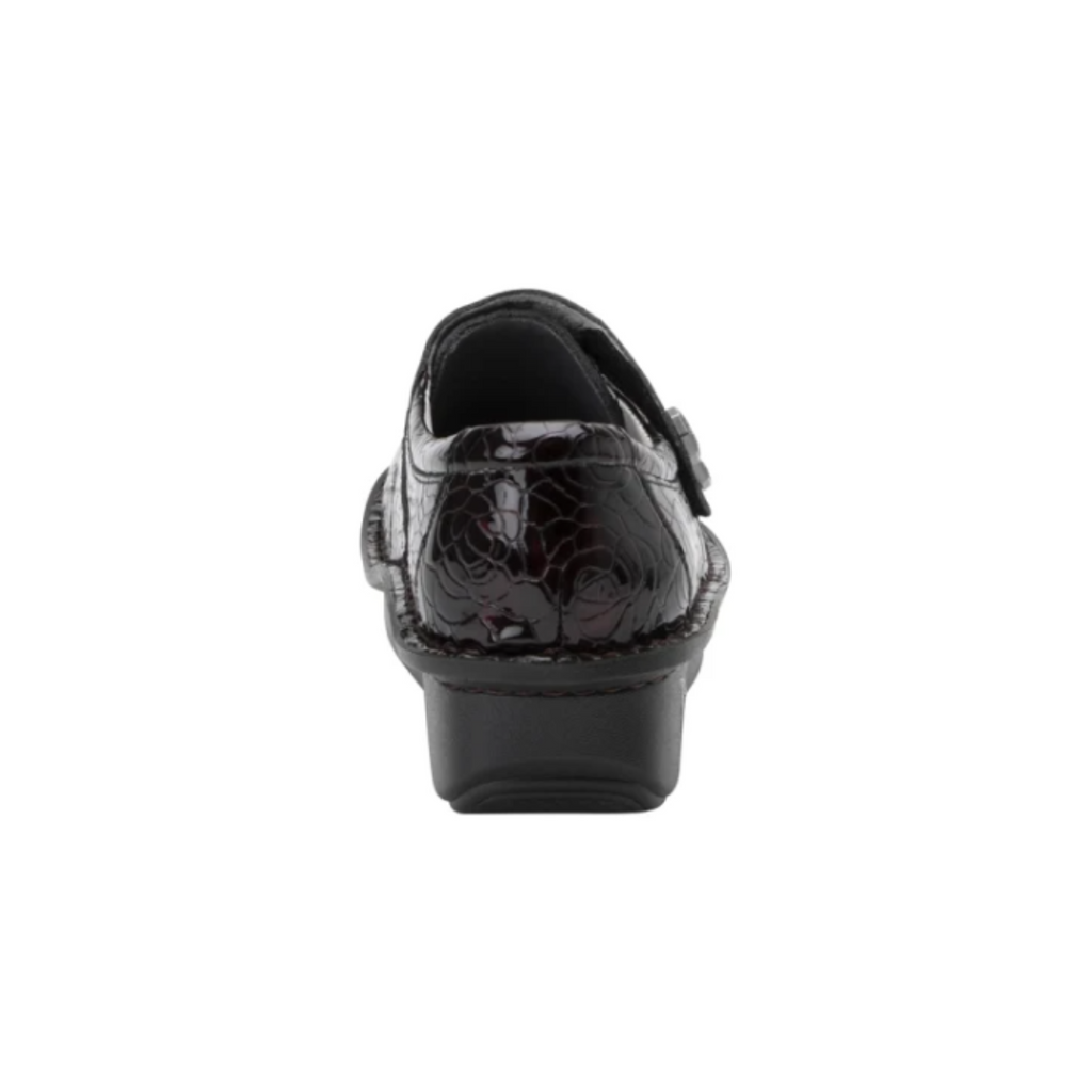 Heel view of the Women’s Alegria Deliah in Winery, featuring the padded collar, mild rocker bottom, and supportive heel structure.
