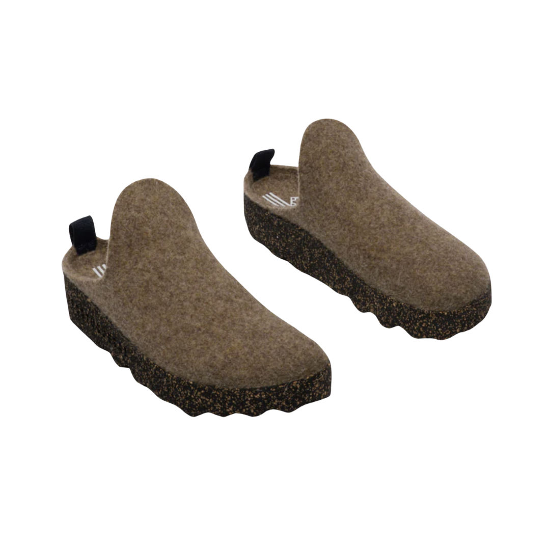 Front view of the Asportuguesas Unisex Come Slip-On Shoe in Taupe Tweed, emphasizing the rounded toe box and soft wool blend upper for all-day comfort and a modern minimalist look.