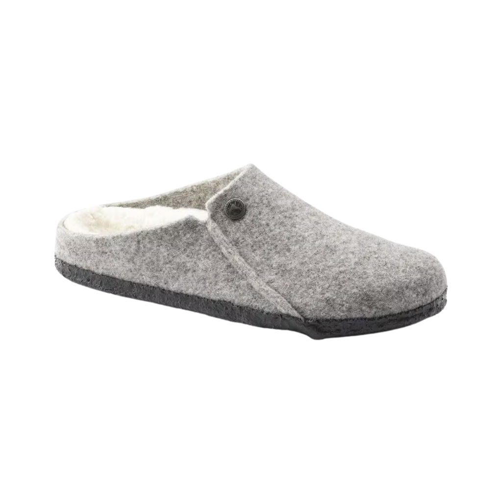 Birkenstock Men’s Zermatt Shearling Slipper in Light Gray Wool Felt featuring a premium wool felt upper, easy slip-on design, genuine shearling lining, anatomical cork-latex footbed, and durable rubber outsole designed for cozy warmth, everyday comfort, and supportive indoor or light outdoor wear.