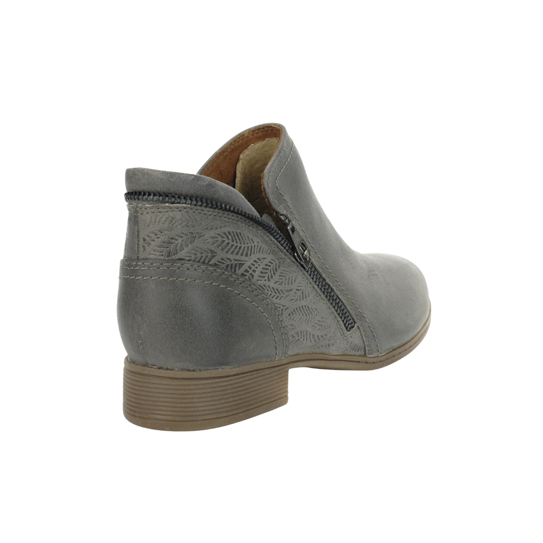 Back heel view of the Cobb Hill Women’s Crosbie Bootie in Dusty Olive highlighting the supportive heel counter, premium leather construction, breathable textile lining, cushioned EVA footbed, and lightweight TPR outsole designed to enhance stability, comfort, and durability throughout the day.