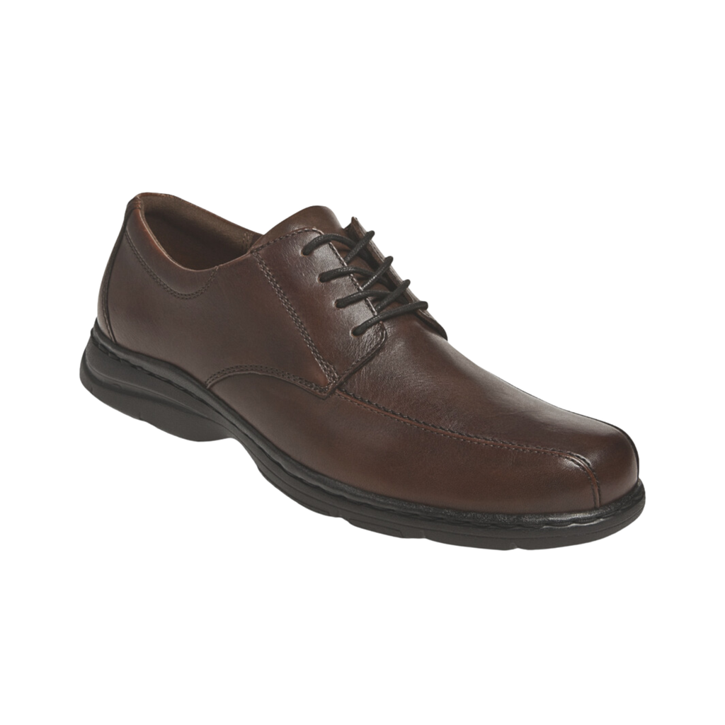 Dunham Men’s Bryce Oxford in Brown featuring a full-grain leather upper, classic casual lace-up silhouette, Stability R-Bar® technology, removable EVA and memory foam footbed, nylon shank, EVA midsole, and lightweight non-marking rubber outsole built for supportive all-day comfort and everyday versatility.