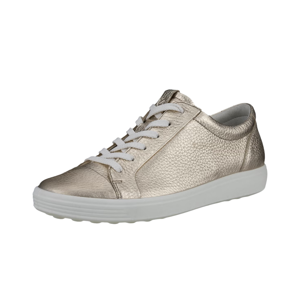 ECCO Women’s Soft 7 Sneaker in Pure White Gold featuring a premium leather upper, full lace-up closure, FLUIDFORM™ Direct Comfort Technology, removable leather-covered insole, breathable textile lining, and durable PU/TPU outsole designed for clean Scandinavian style and supportive everyday comfort.