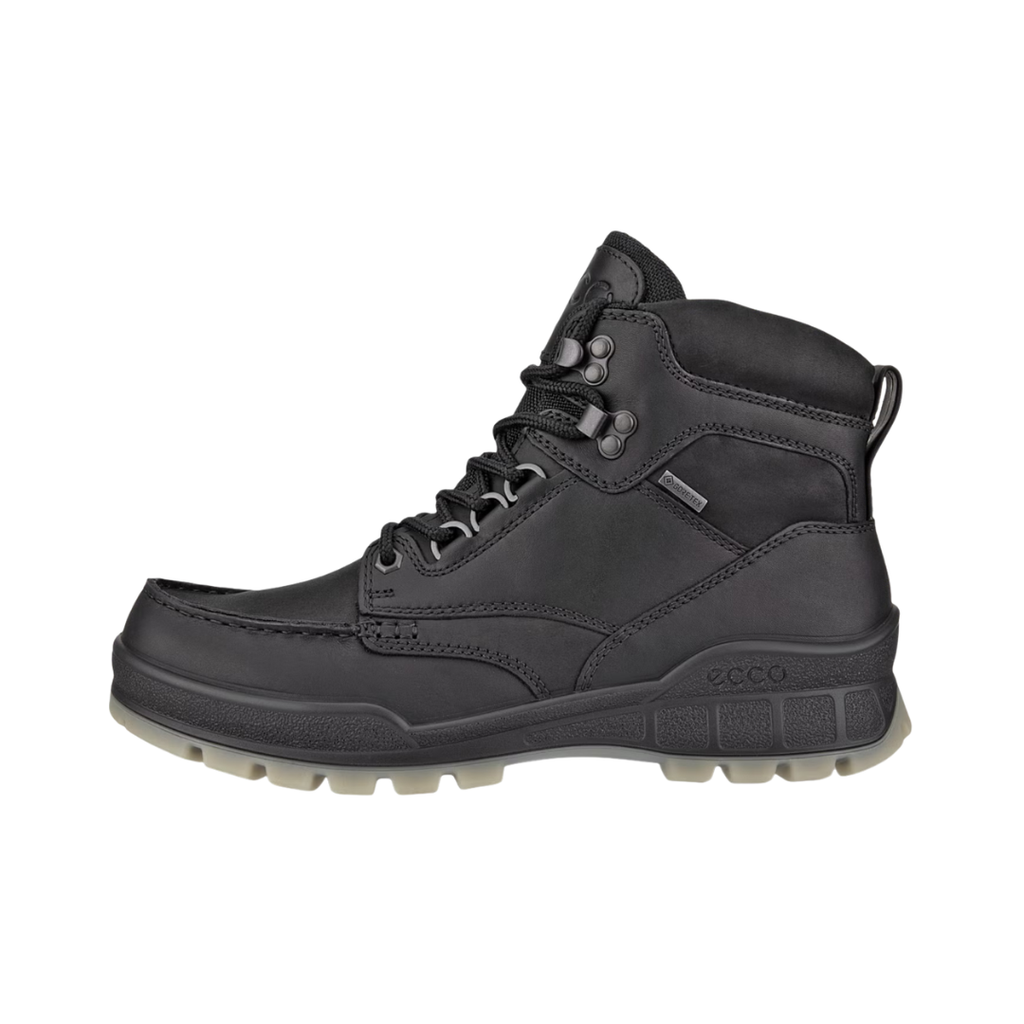 ECCO Track 25 Boot in Black featuring a premium oiled leather upper, GORE-TEX® waterproof membrane, FLUIDFORM™ Direct Comfort Technology, padded collar and tongue, removable leather-covered insole, and durable PU/TPU dual-density outsole for rugged performance and all-day comfort.