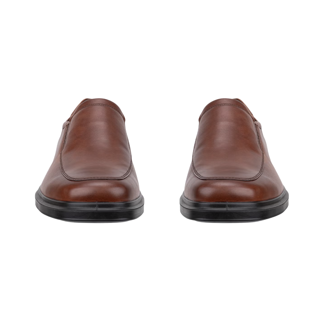 Front view of the ECCO Men’s Helsinki 2 Apron Toe Slip-On in Cognac showcasing the premium leather upper, classic apron toe, spacious forefoot, and sleek slip-on design engineered to provide a refined appearance with comfortable everyday wear.