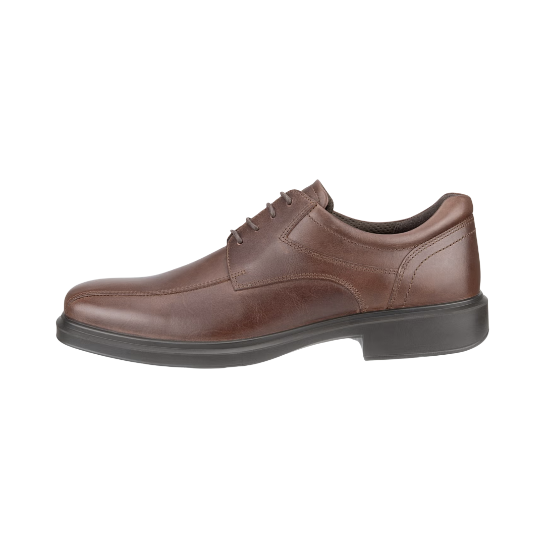 ECCO Helsinki 2 Bike Toe Derby in Mink featuring a polished full-grain leather upper, sleek bike toe stitching, classic Derby silhouette, FLUIDFORM™ Direct Comfort Technology, Dual-Fit removable insole, breathable textile and leather lining, and flexible rubber outsole designed for polished style and all-day comfort.