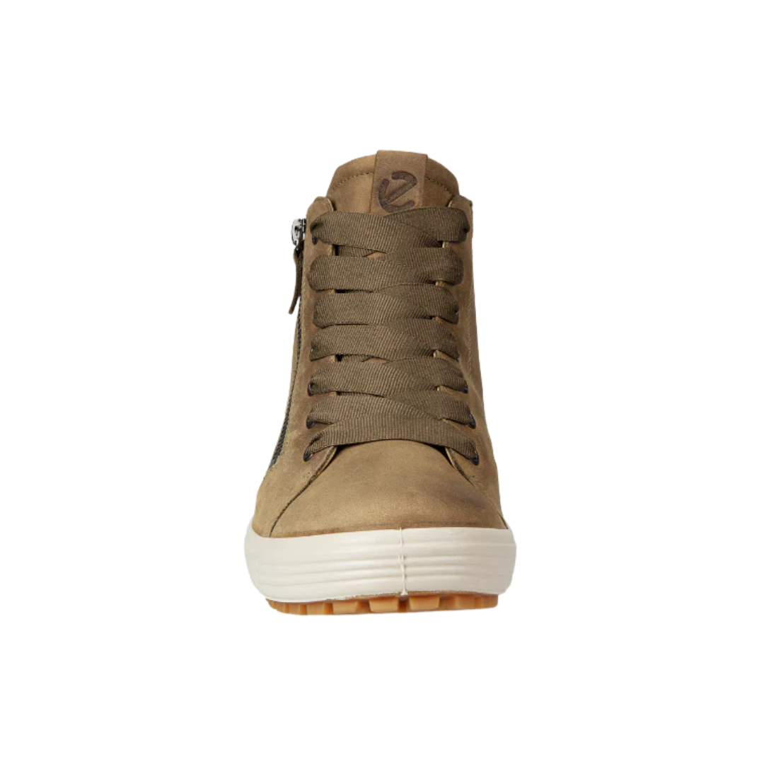 Front view of the ECCO Women’s Soft 7 Tred GTX High in Sage showcasing the rich nubuck leather upper, high-top design, secure lace-up closure, and streamlined silhouette designed to provide added ankle coverage while maintaining a stylish everyday look.