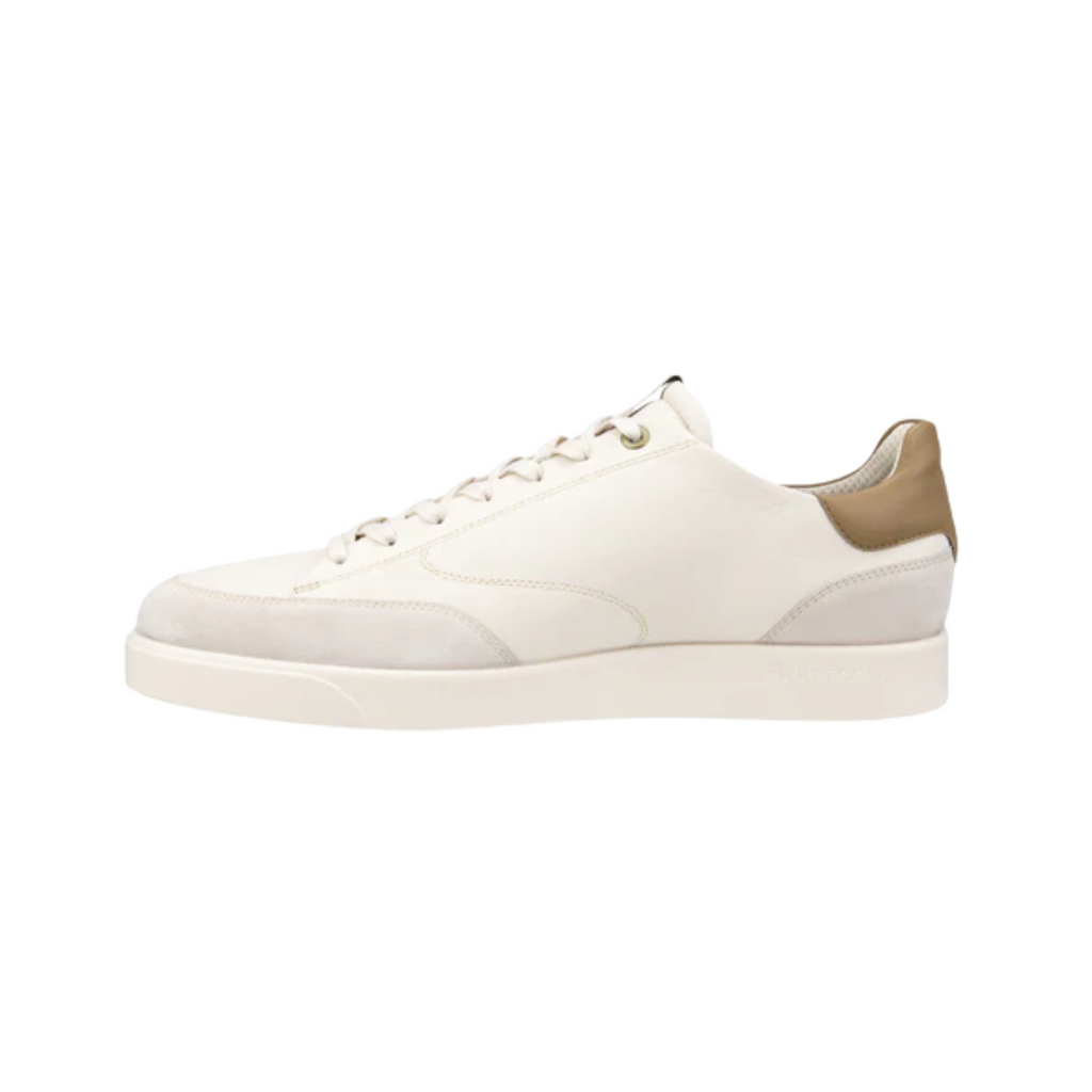 Side view of the ECCO Men’s Street Lite Luxe in Limestone/Nutmeg Brown, showcasing the premium leather and suede upper, vintage-inspired low-top sneaker silhouette, and FLUIDFORM™ cushioned midsole for flexible everyday support.