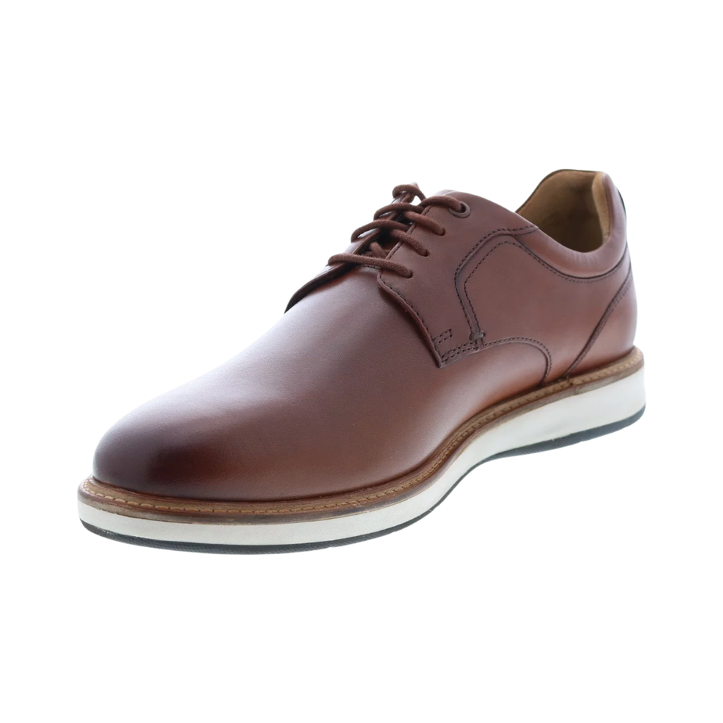 Florsheim Scarsdale Plain-Toe Oxford in Cognac featuring a smooth leather upper, minimalist plain-toe design, cushioned footbed, Comfortech technology, and flexible rubber outsole for polished style and everyday comfort.