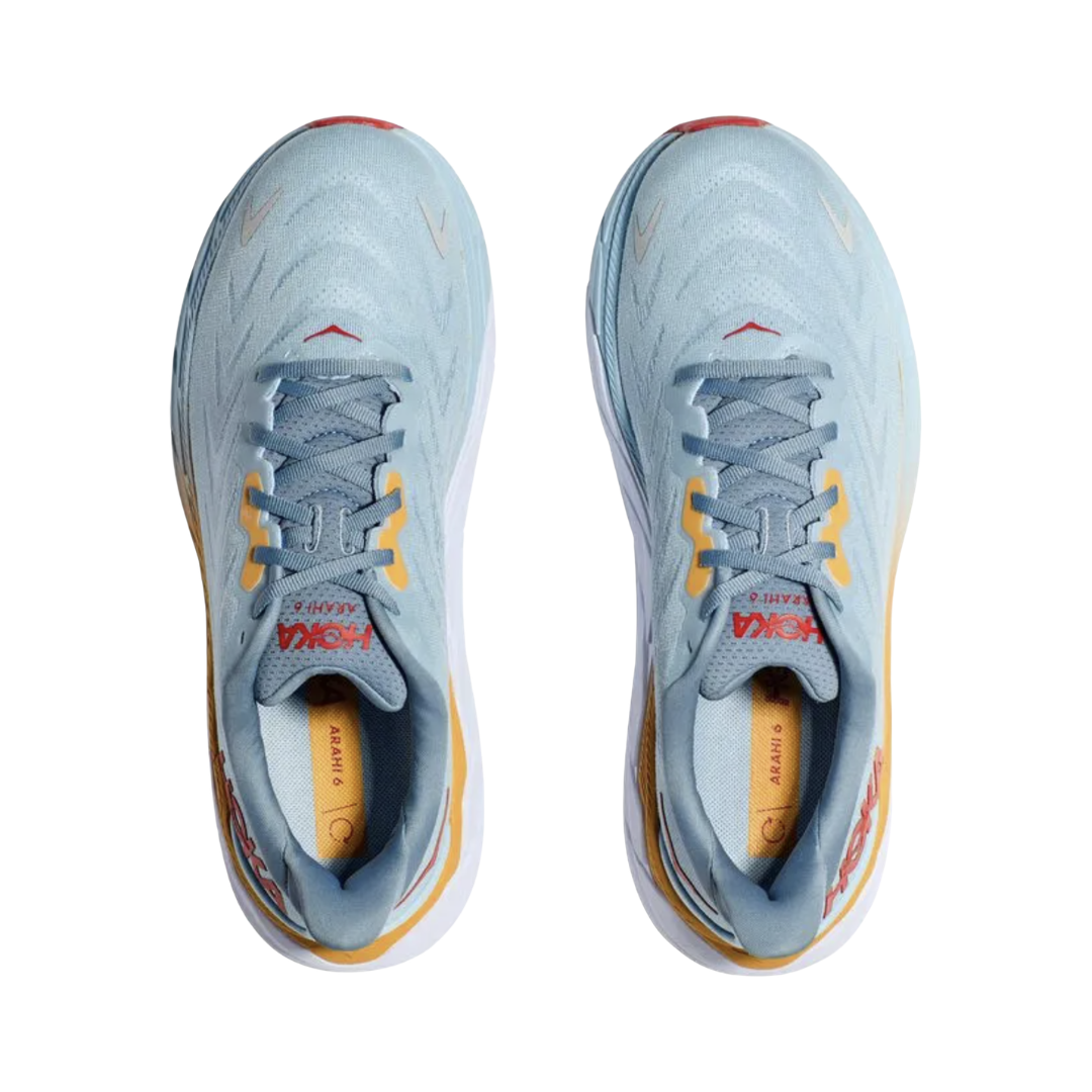 Heel view of the HOKA Men’s Arahi 6 in Summer Song/Mountain Spring, highlighting the structured heel counter and plush heel collar designed to enhance rearfoot stability and comfort.