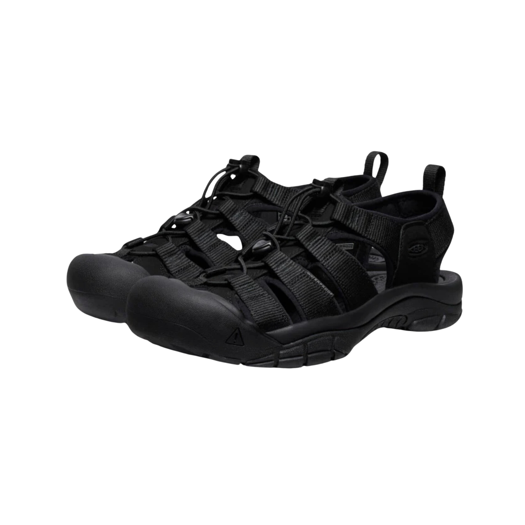 Side view of the Men’s Keen Newport H2 in Triple Black, highlighting the secure-fit lace-capture system, washable polyester webbing upper, and signature Keen toe protection.
