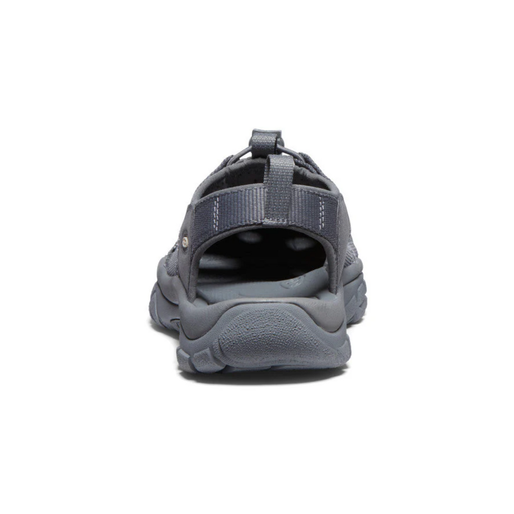 Heel view of the Men’s Keen Newport H2 in Monochrome/Steel, showing the cushioned EVA midsole, sturdy heel structure, and non-marking rubber outsole.