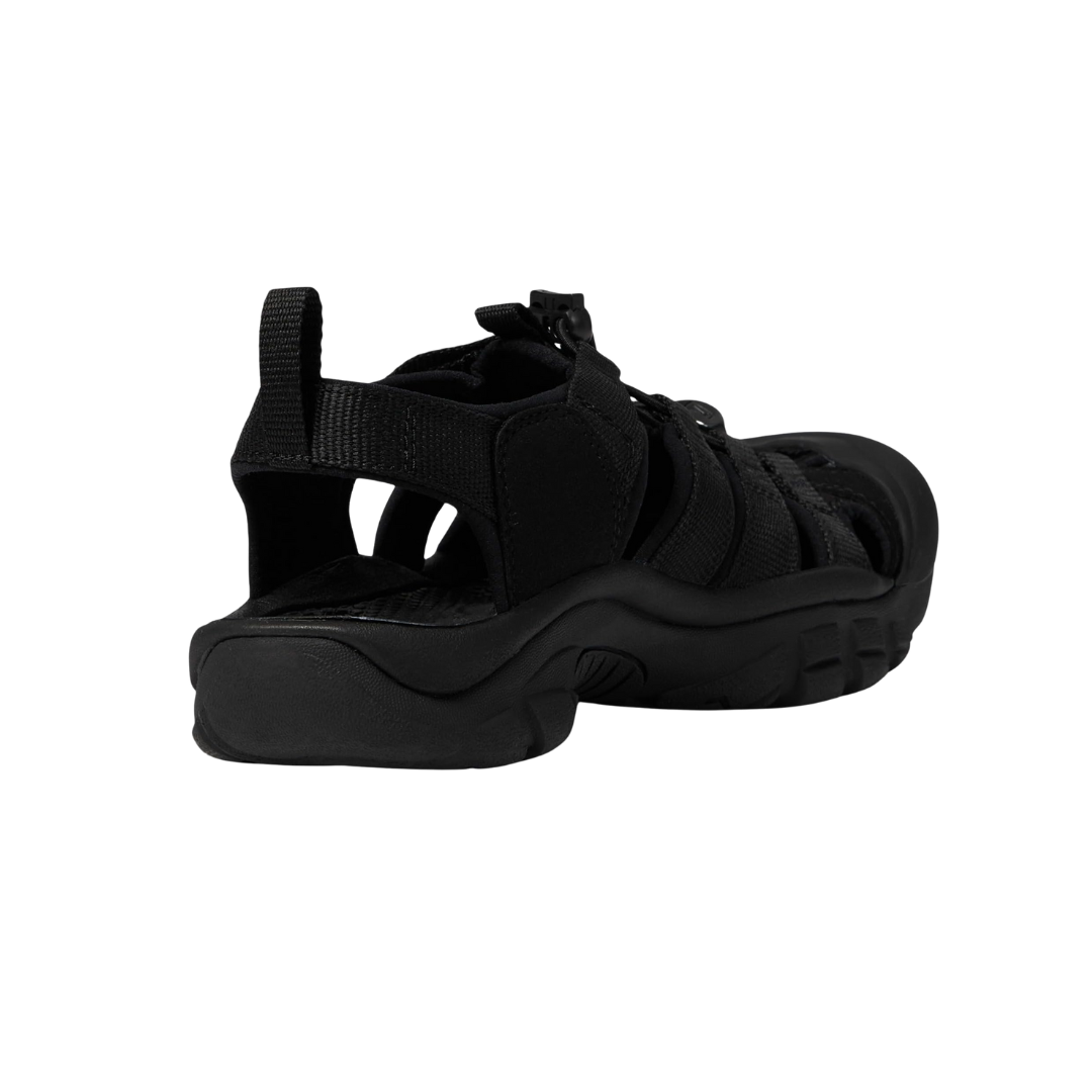 Heel view of the Men’s Keen Newport H2 in Triple Black, showing the cushioned EVA midsole, sturdy heel structure, and non-marking rubber outsole.