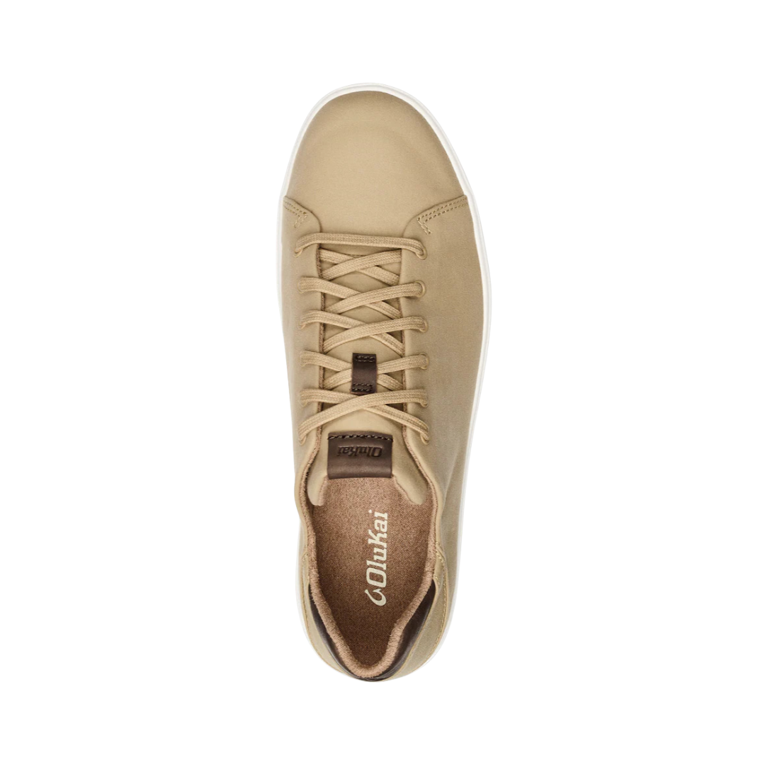 Top view of the Men’s Olukai Lae‘Ahi Li ‘Ili in Khaki, showcasing the dual-density PU footbed, microfiber lining, and overall lace-free, slip-on-ready design.